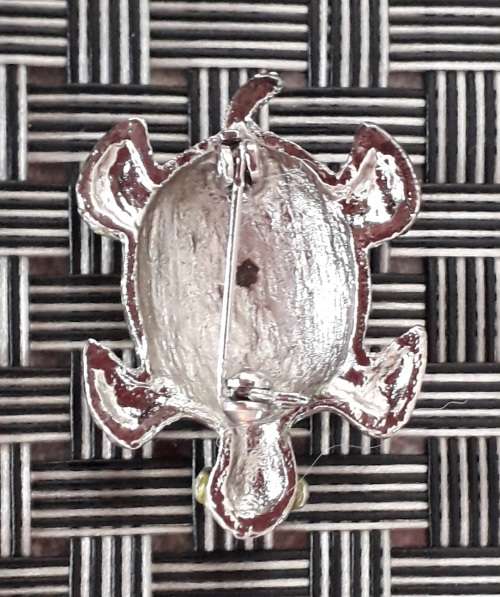 Silver Tortoise Brooch and 2x Peridot Stones (+free shipping)